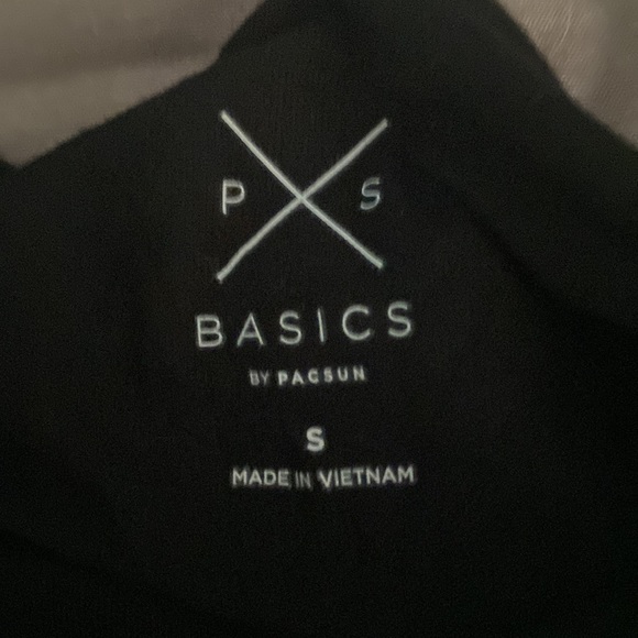 Basic crop top - Picture 2 of 3